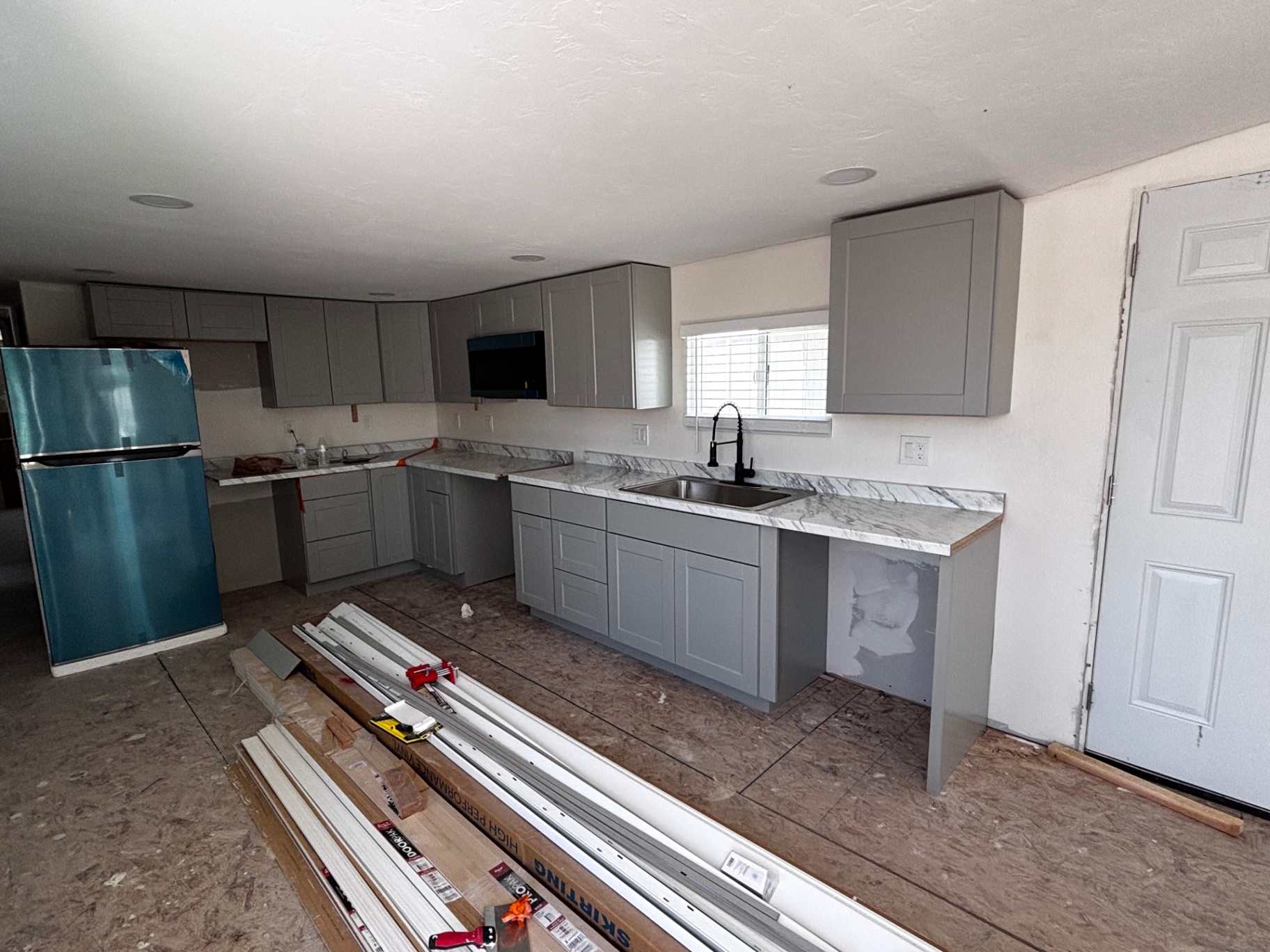 Countertops and sink installed